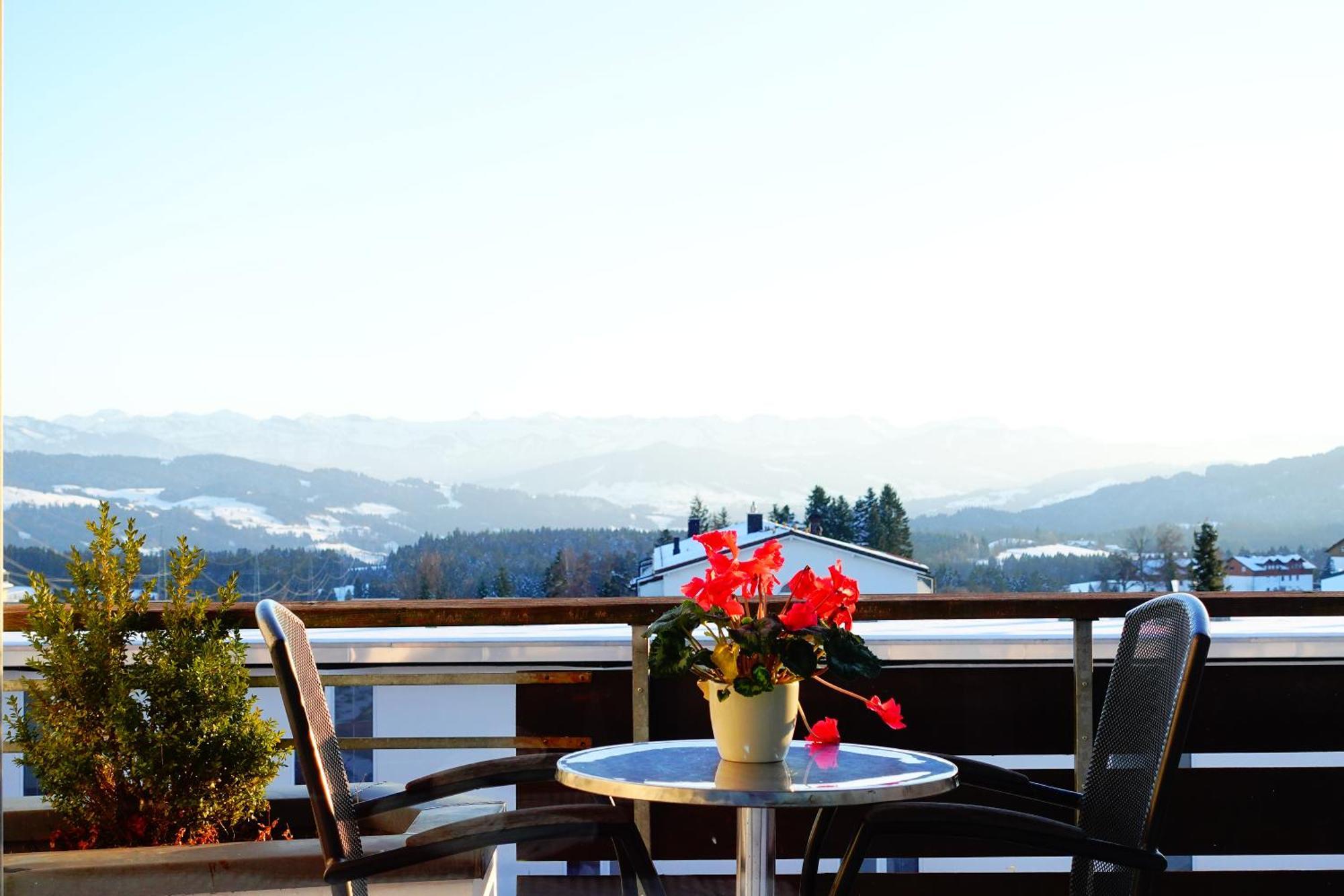 Relax-red Mit Pool Und Sauna Scheidegg