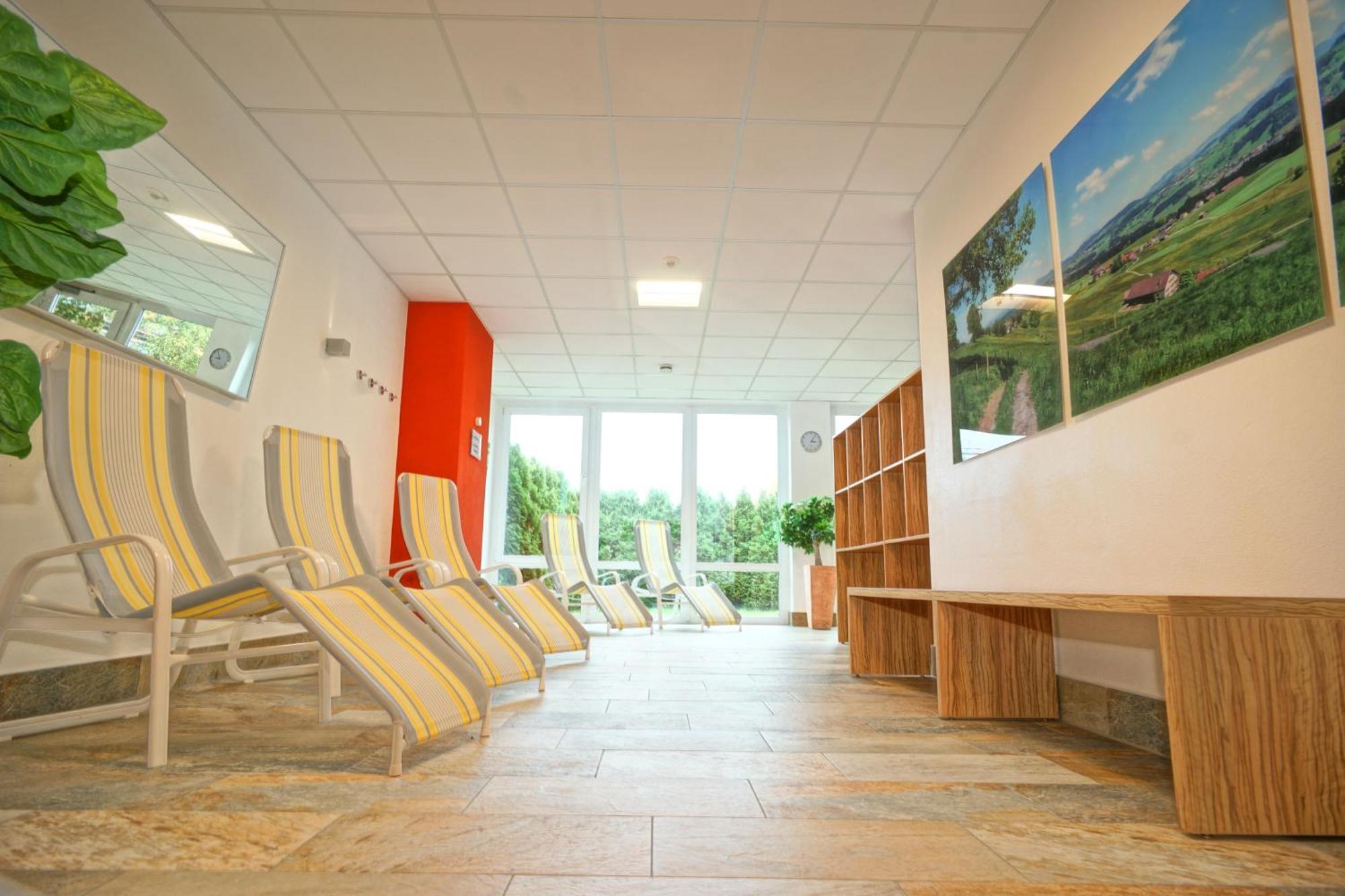 Relax-red Mit Pool Und Sauna